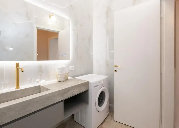 Domus Mellini - Luxury Apartment
